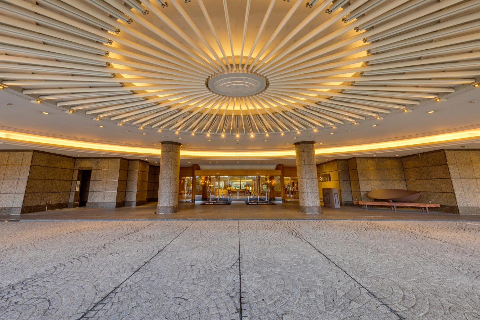 فندق مياكو جيفو ناجاراجاوا غيفو المظهر الخارجي الصورة The lobby of the hotel